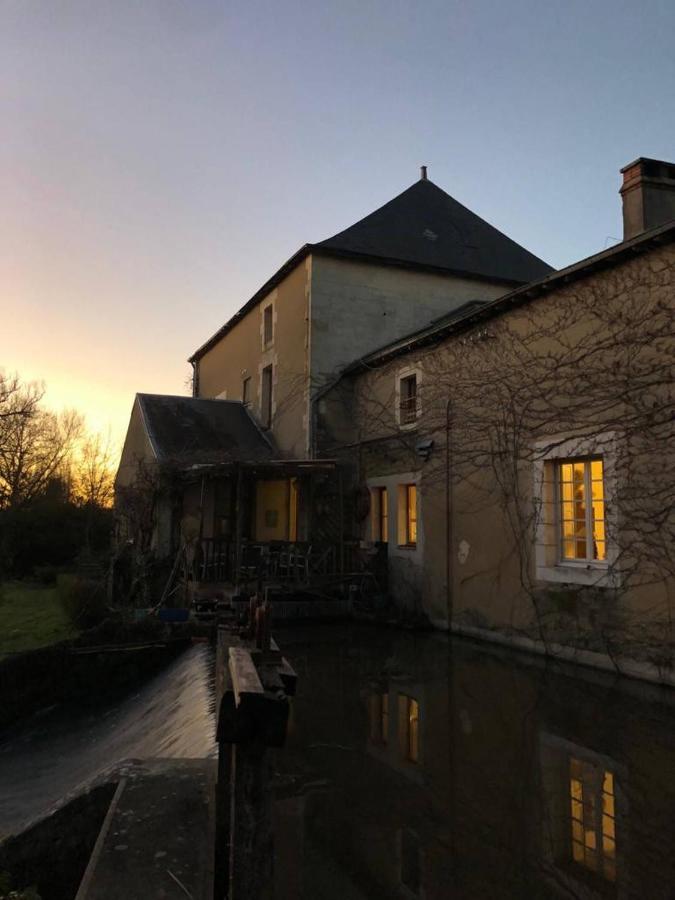 Villa La Roulotte Du Moulin De Palet Baugé Exterior foto